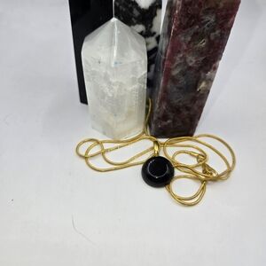 Elegant Onxy Pendant Necklace